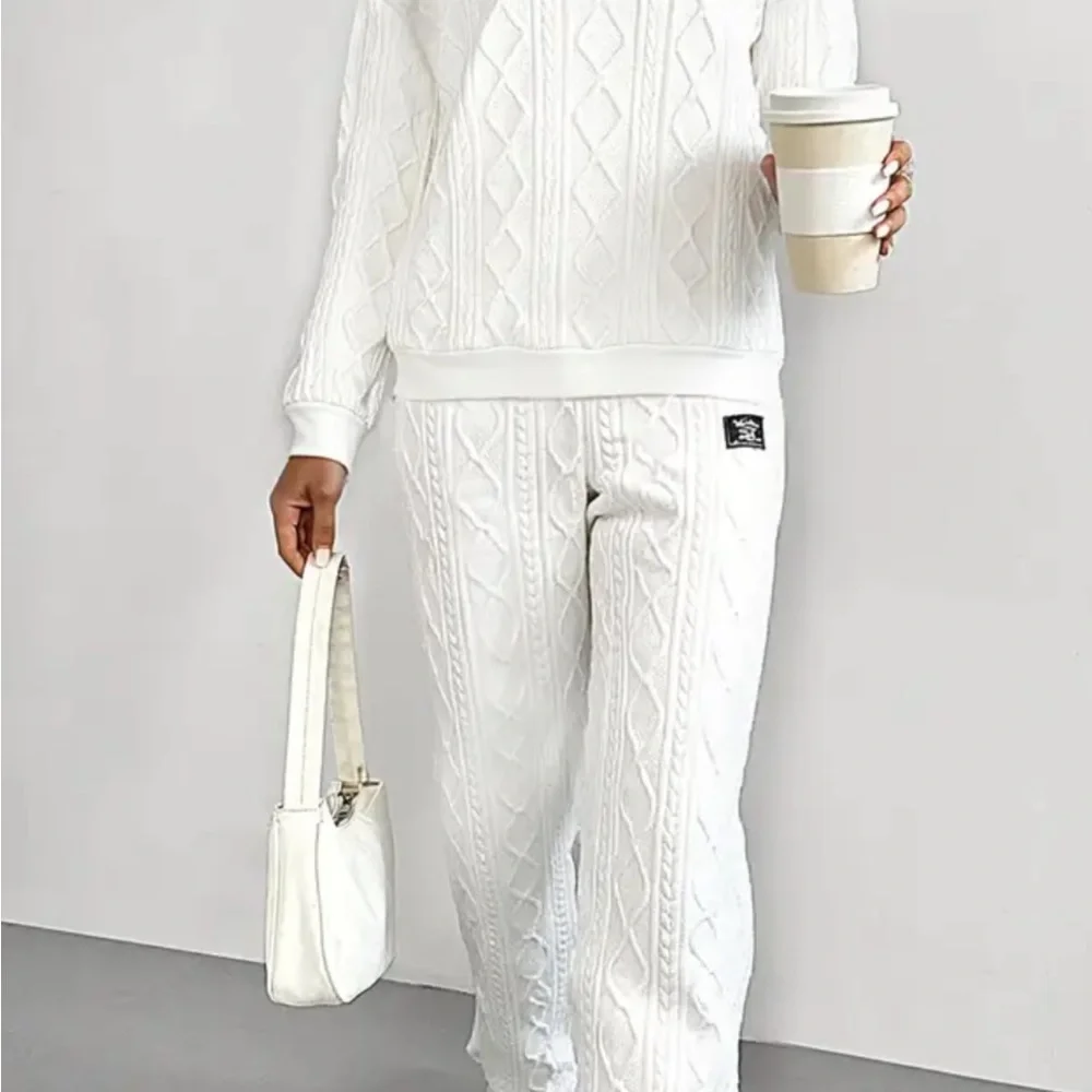 White Cable Knit Track sweatshirt and Pants Medium - Picture 2 of 5